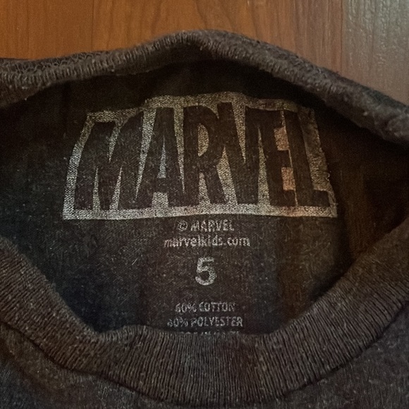 Spider-Man T-Shirt - Picture 2 of 2